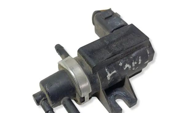 Volkswagen Bora Turbo solenoid valve 1J0906627