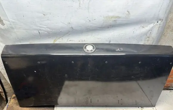 BMW 3 E30 Tailgate/trunk/boot lid