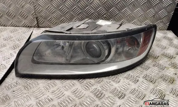 Volvo V50 Headlight/headlamp 31265694