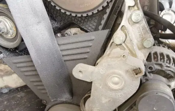Seat Cordoba (6K) Generator/alternator belt tensioner 038903315k