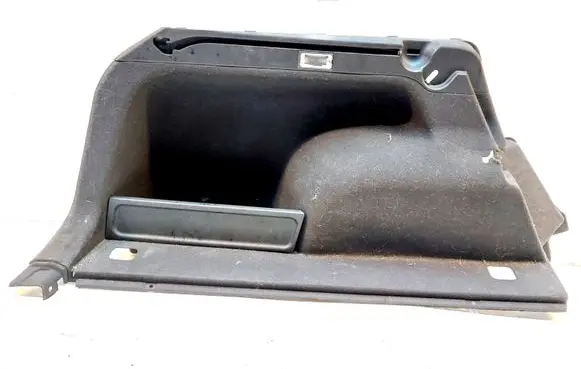 Trunk/boot lower side trim panel