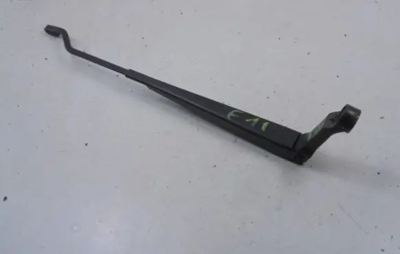 Toyota Corolla E110 Front wiper blade arm 85211-02050