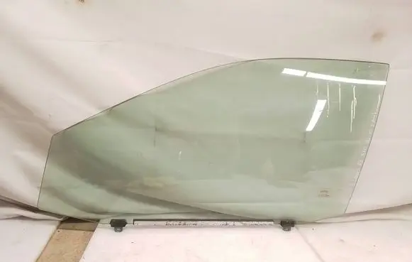 Lexus RX 330 - 350 - 400H Front door window glass four-door 