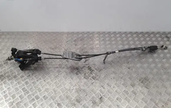 Toyota Verso Gear shifter/selector 335300F020 00000025