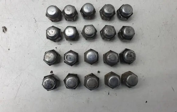 Nissan Qashqai Nuts/bolts 