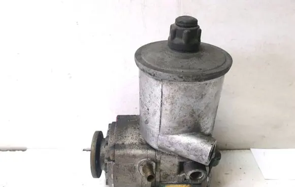 Mercedes-Benz C W202 Power steering pump