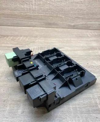 Volkswagen PASSAT B7 Comfort/convenience module 3AA937087