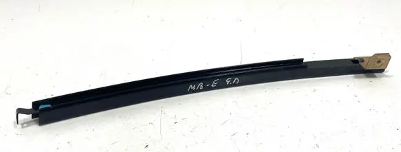 Mercedes-Benz E W211 Rear door windshield rail 