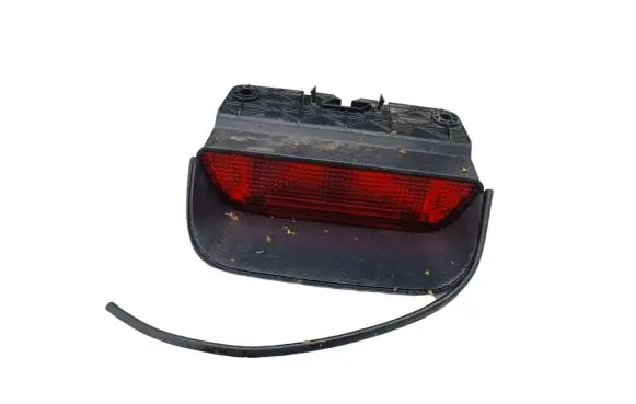 Honda CR-V Third/center stoplight
