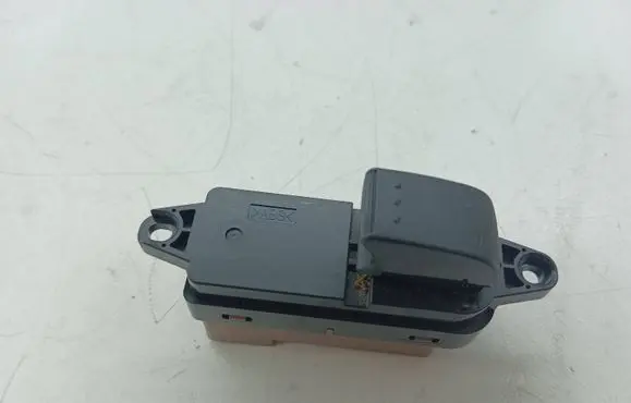 Mazda CX-7 Electric window control switch EH6366380
