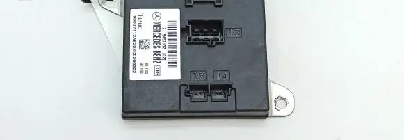 Mercedes-Benz E W211 Comfort/convenience module 2115452132