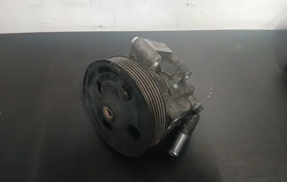 Volvo V70 Power steering pump 7G913A696HA 31202291 83034076