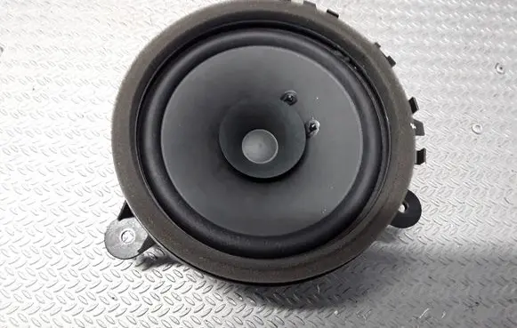 Volvo S80 Rear door speaker 30657444