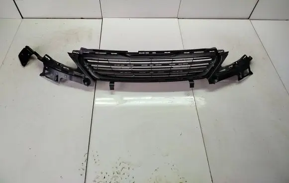 Peugeot 308 Front bumper AA37026452