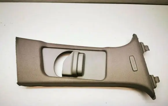 Mercedes-Benz C W204 (B) pillar trim (top) A2046900225 A2048600230