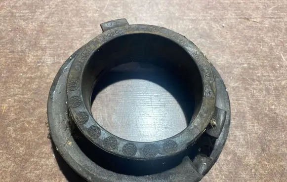 Ford Mustang VI Rear coil spring rubber mount DG9C5599AXC