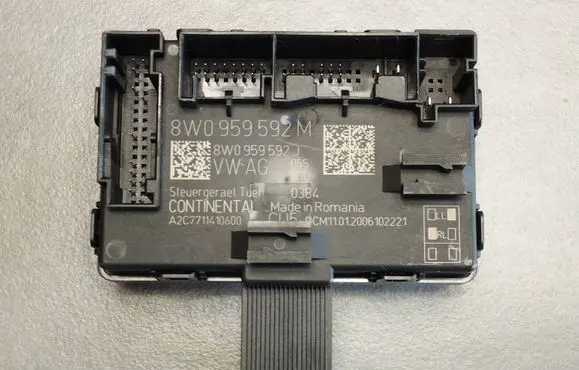 Audi A4 S4 B9 8W Door control unit/module 8W0959592M