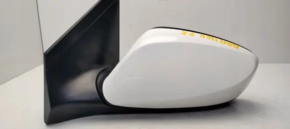 Hyundai i30 Front door electric wing mirror 