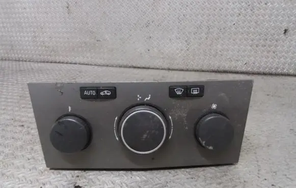 Opel Zafira B Climate control unit 13245114