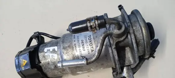 Toyota Avensis T270 Fuel filter 23390YZZHA