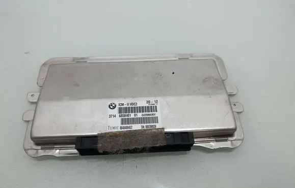 BMW 7 F01 F02 F03 F04 Suspension control unit/module 6858401
