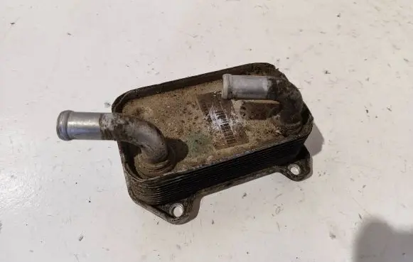 Engine oil radiator