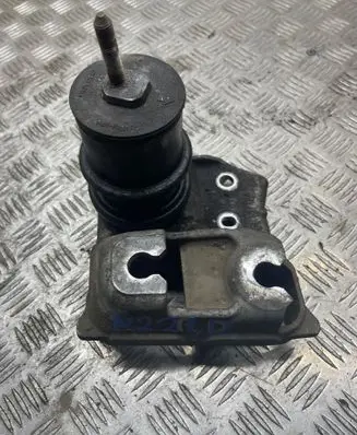 Engine mount bracket