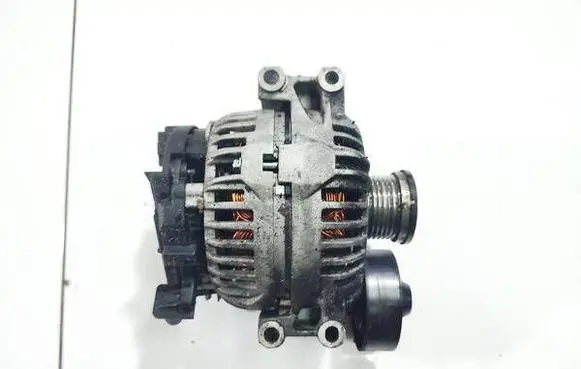 BMW 5 E60 E61 Generator/alternator 13422520 8EL011712-431