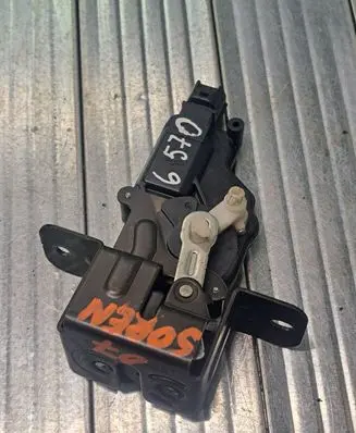 KIA Sorento Tailgate/trunk/boot lock/catch/latch