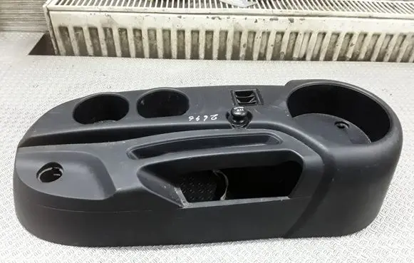 Mitsubishi Grandis Center console MN151767ZZ