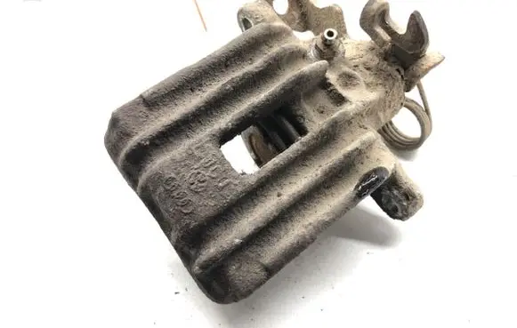 Volkswagen PASSAT B5 Rear brake caliper
