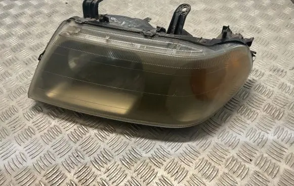 Mitsubishi Pajero Sport I Headlight/headlamp