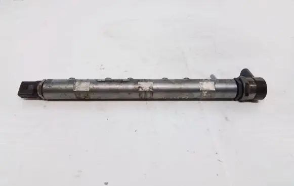 Fuel main line pipe