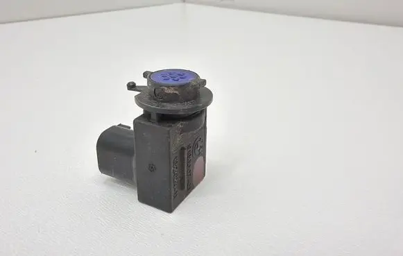 BMW 5 E60 E61 Air quality sensor 9136607 13242411