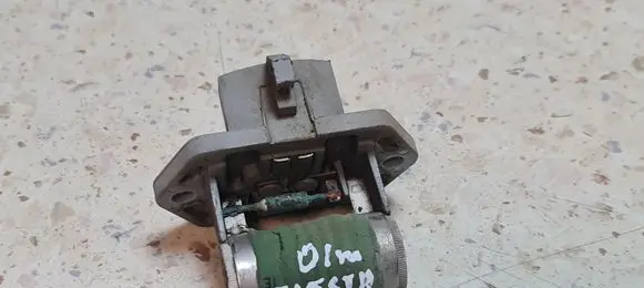 Coolant fan relay
