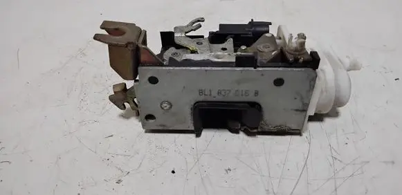 Audi A3 S3 8L Rear door lock 8L1837016B