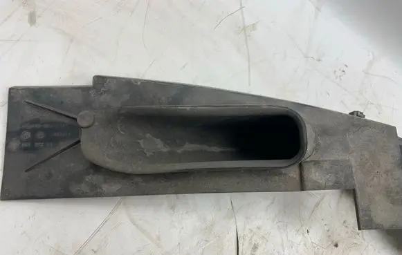 Opel Insignia A Air intake duct part 13288163