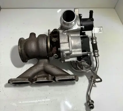 Nissan X-Trail T32 Turbo 144102844R
