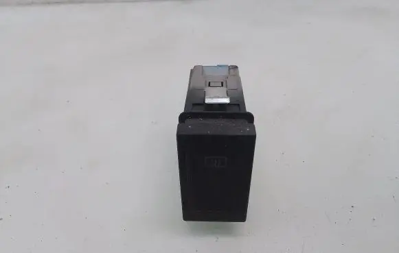 Volkswagen Transporter - Caravelle T4 Windscreen/window heater switch