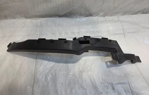 Opel Meriva B Front bumper mounting bracket 13267767