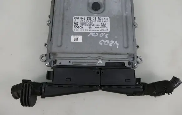 Mercedes-Benz CLK A209 C209 Engine control unit/module A6421501526 0281014914 9356508121016203