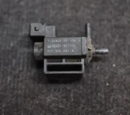 Volkswagen Golf IV Turbo solenoid valve 037906283A