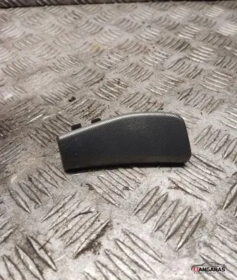 Skoda Octavia Mk2 (1Z) Dashboard glove box trim 
