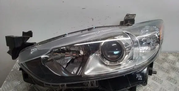 Mazda 6 Headlight/headlamp