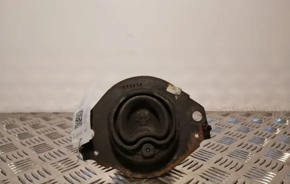 Jeep Grand Cherokee Engine mount bracket 52124677AF