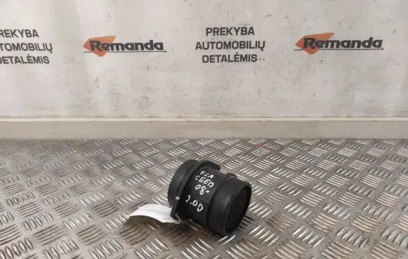 KIA Ceed Mass air flow meter 2816427800 9220930006