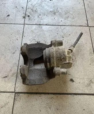Volvo V70 Front brake caliper