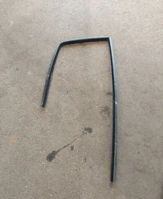Ford Transit Rubber seal front coupe door window 