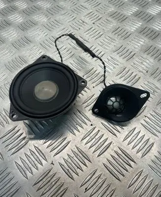 BMW 4 F36 Gran coupe Panel speaker 9368383