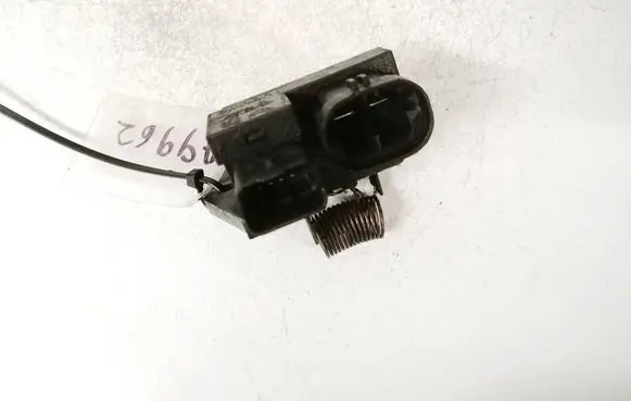 Peugeot 207 Coolant fan relay 966287238000 9662872380-00